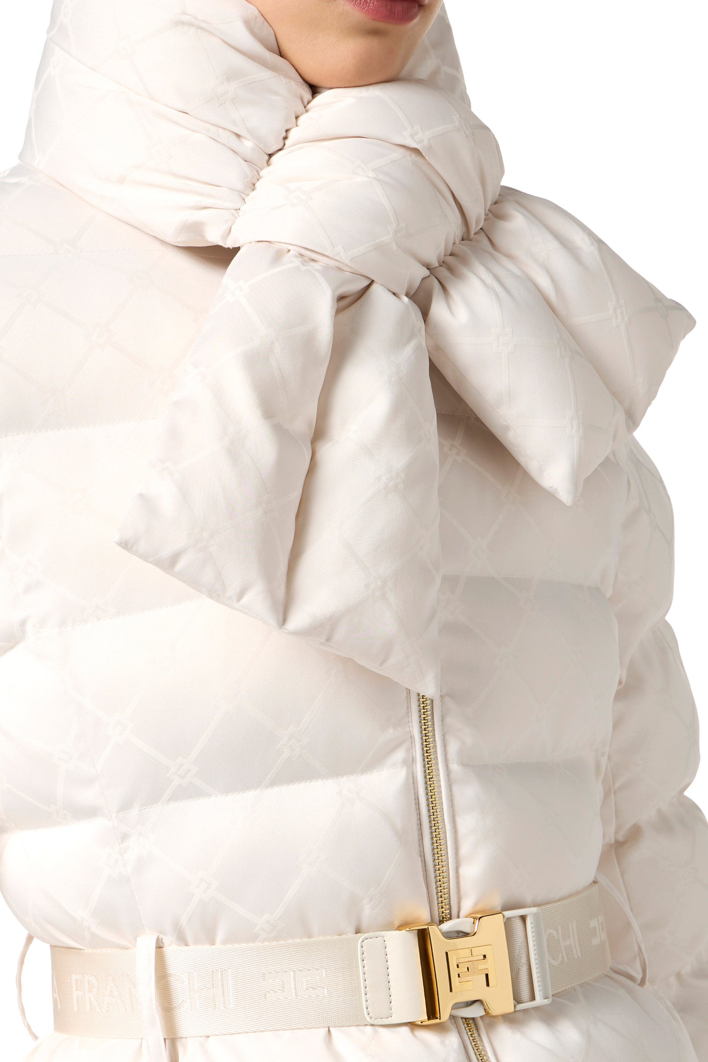 Down jacket in jacquard voile fabric