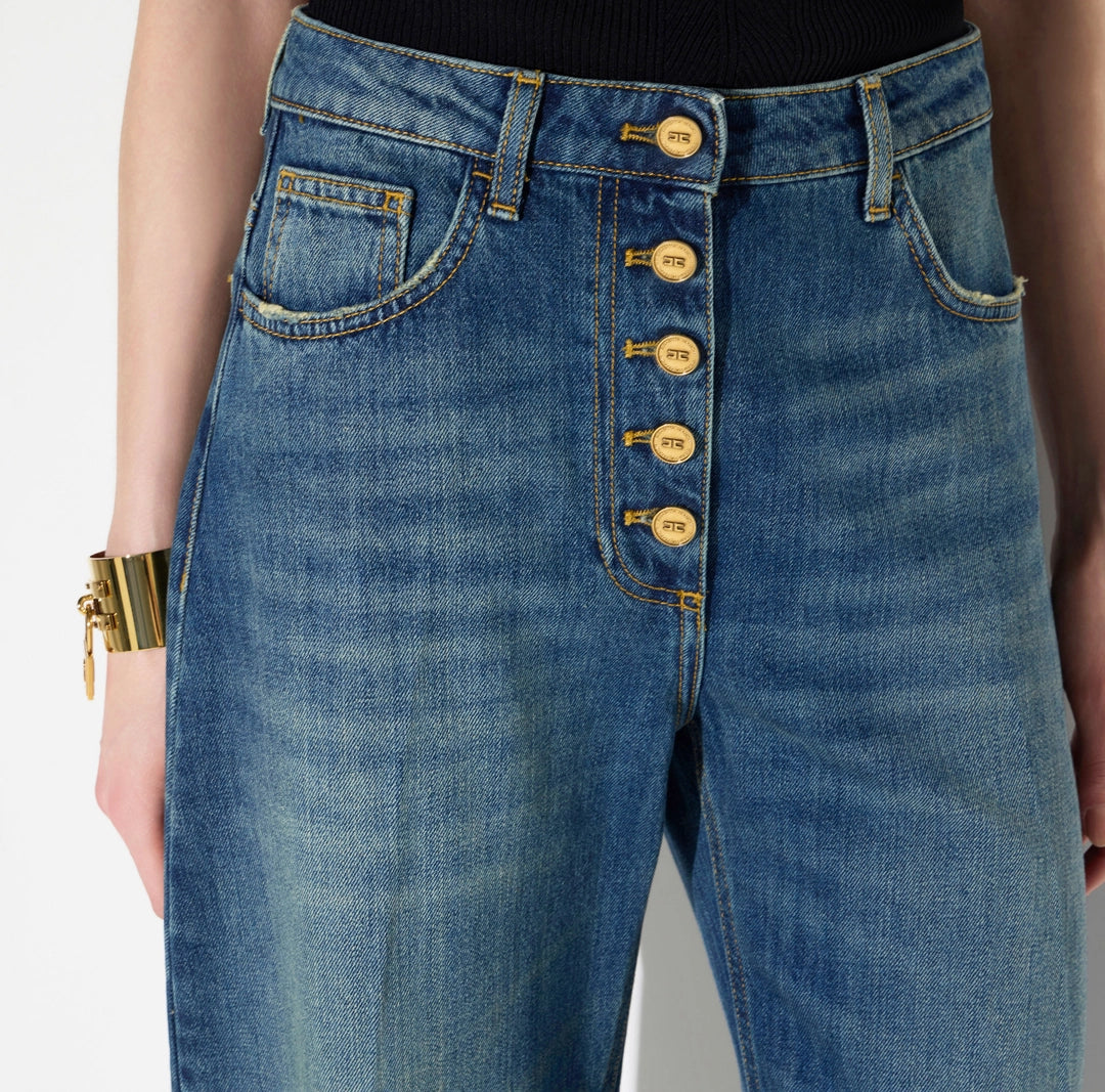 Balloon jeans with jewel buttons