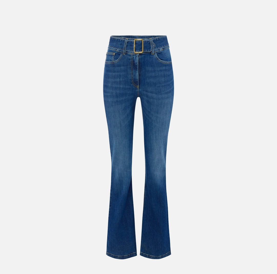 Boot-cut jeans with belt