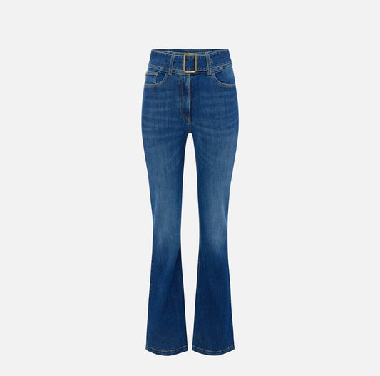 Boot-cut jeans with belt