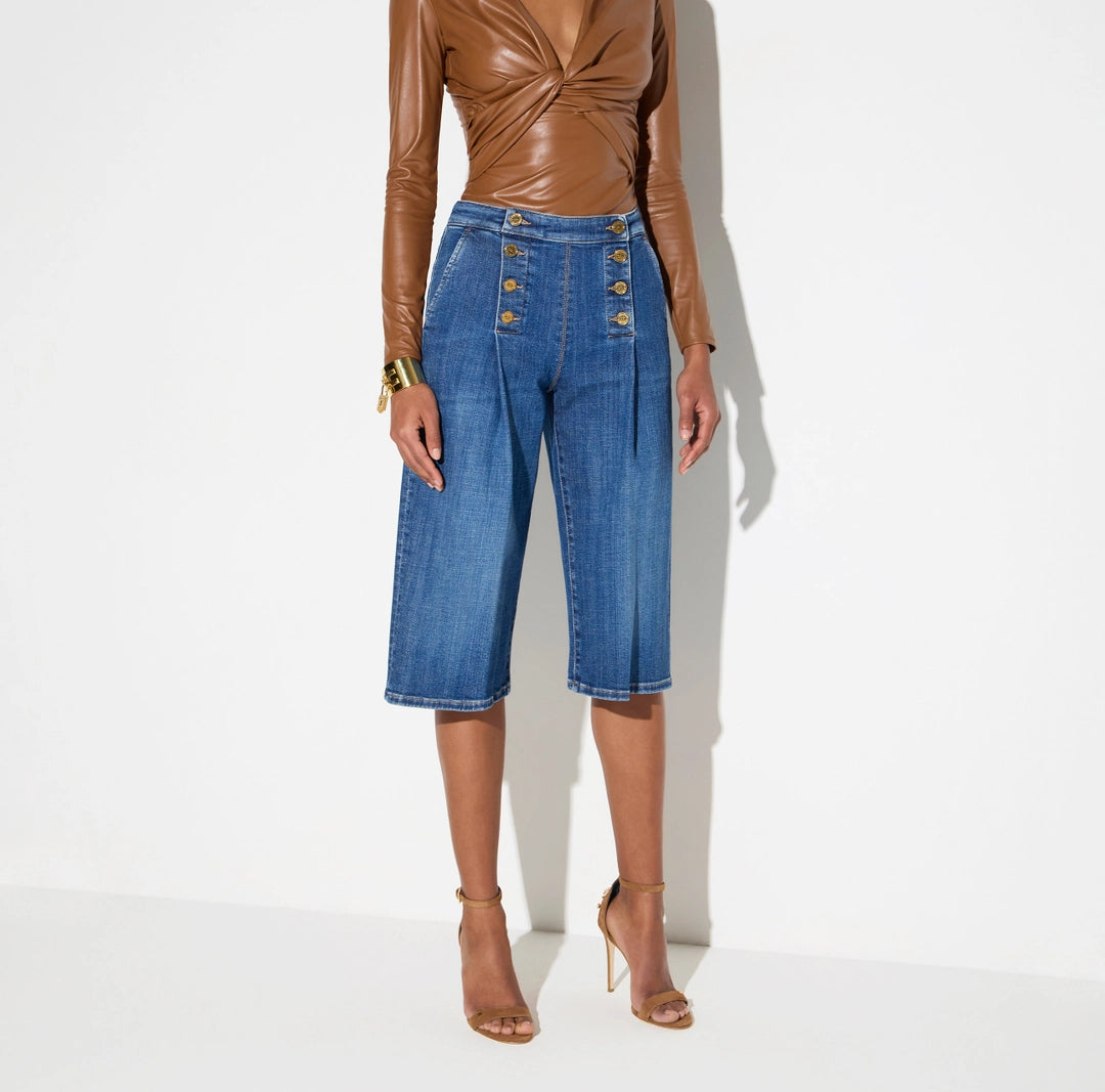 Denim bermuda shorts with row of buttons