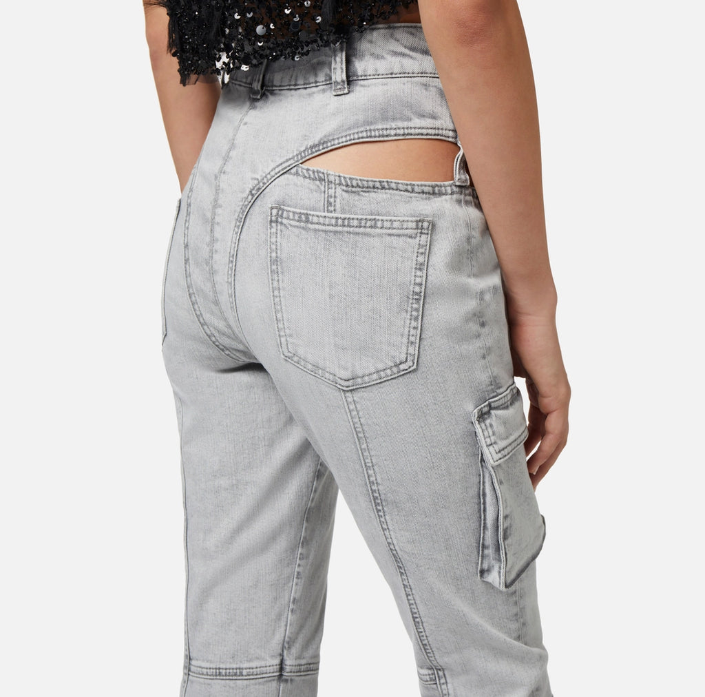 Skinny jeans with cut-out | LAST PIECE: 26