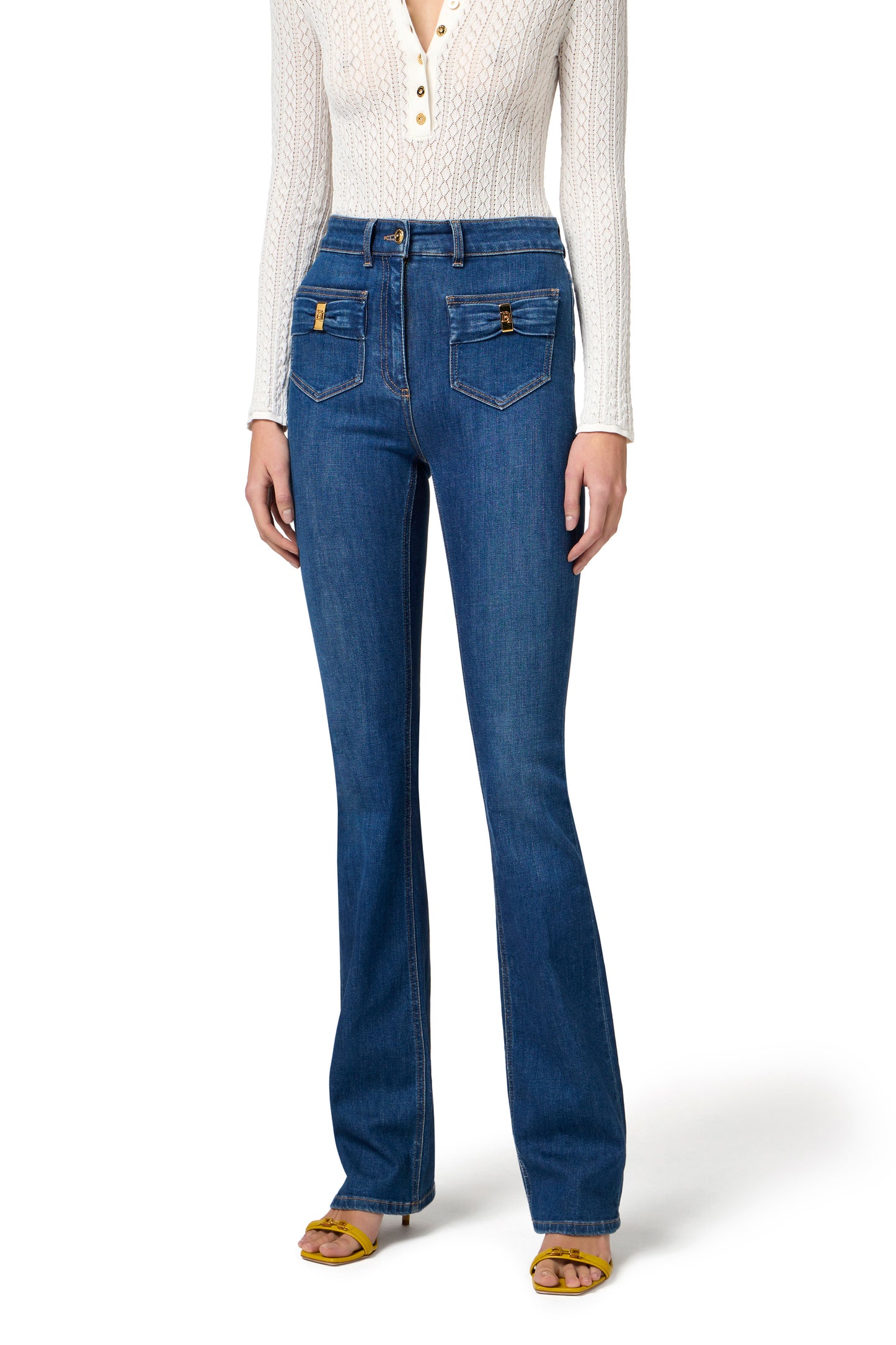 Jeans with small pockets and bow details