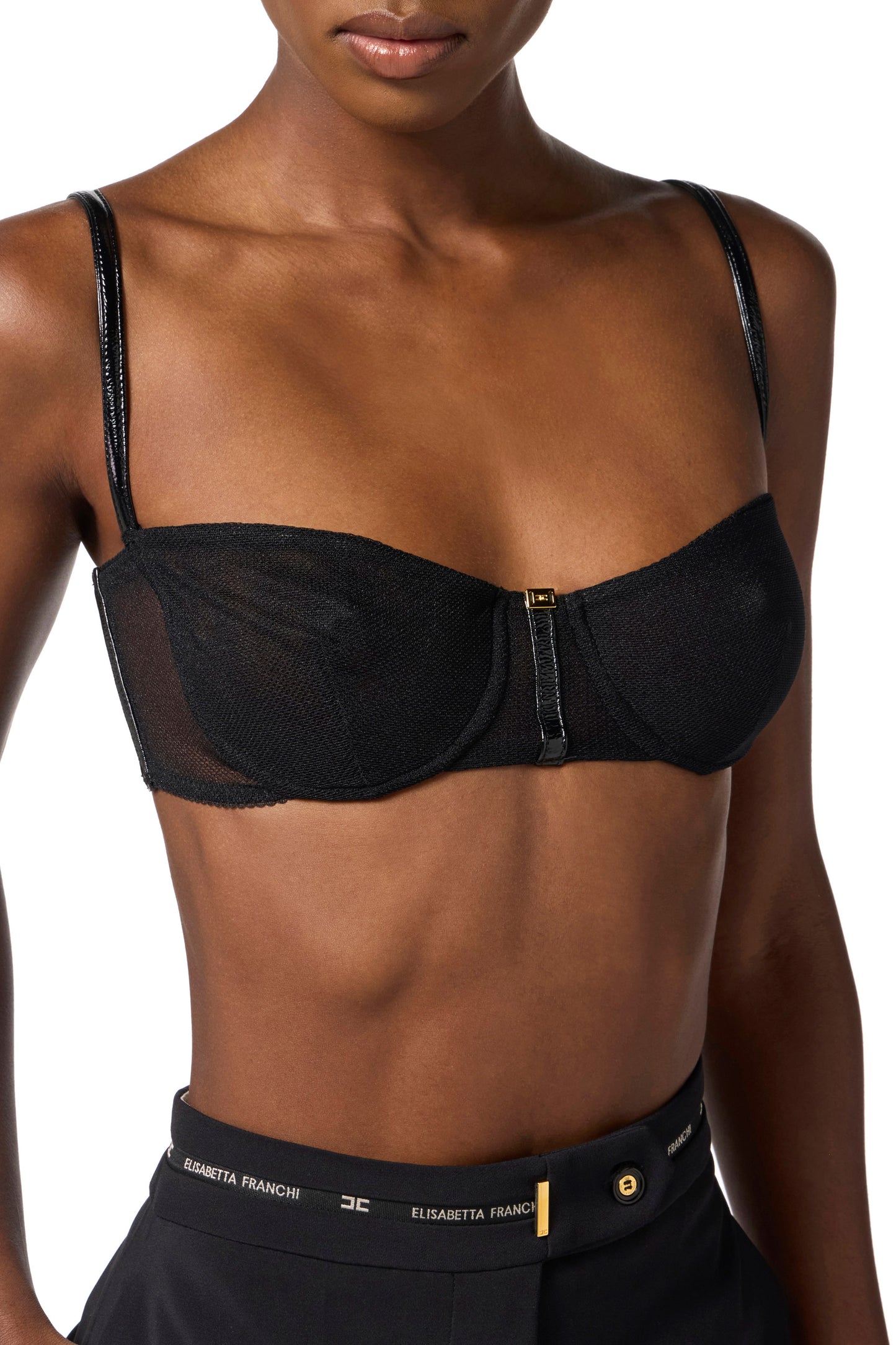 Bra in stretch tulle fabric