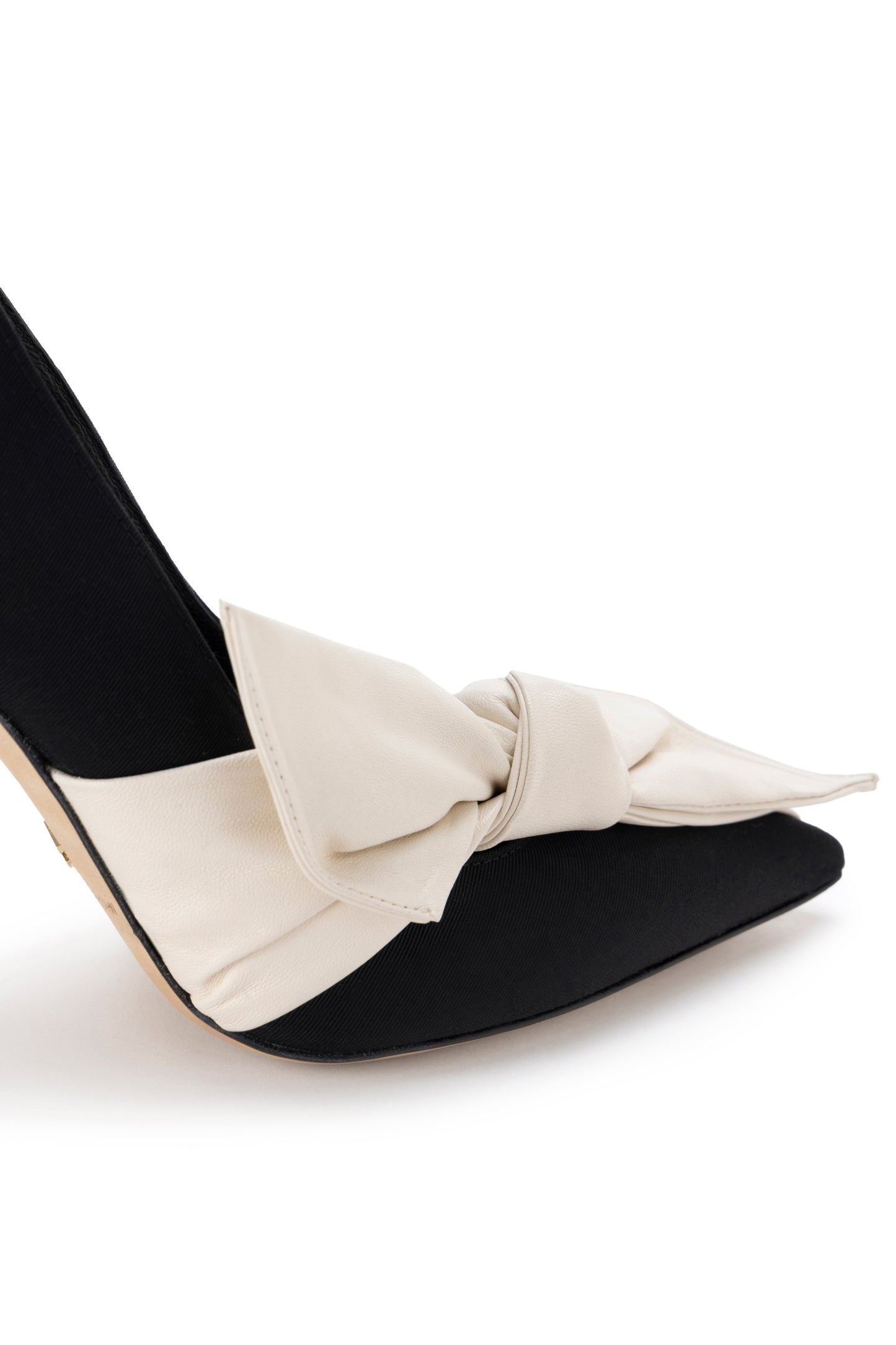 Grosgrain pumps with maxi bow