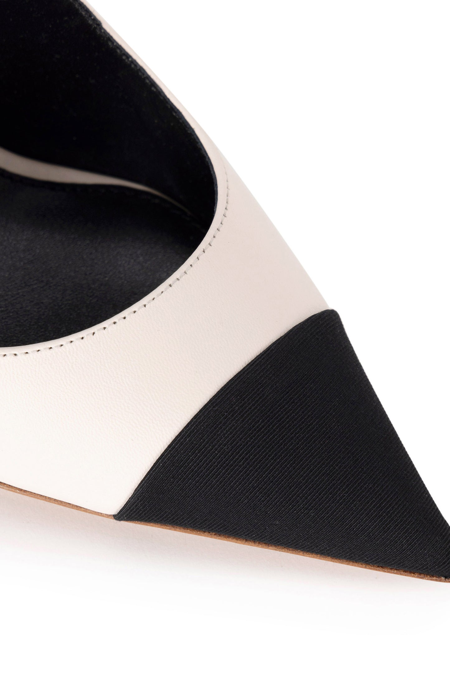 Nappa leather slingback on sculpted heel