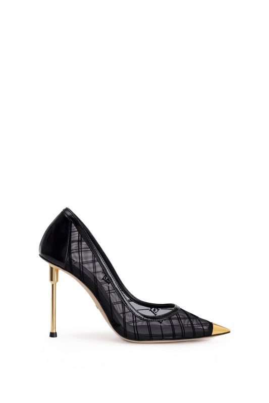 Flocked mesh pump with logo