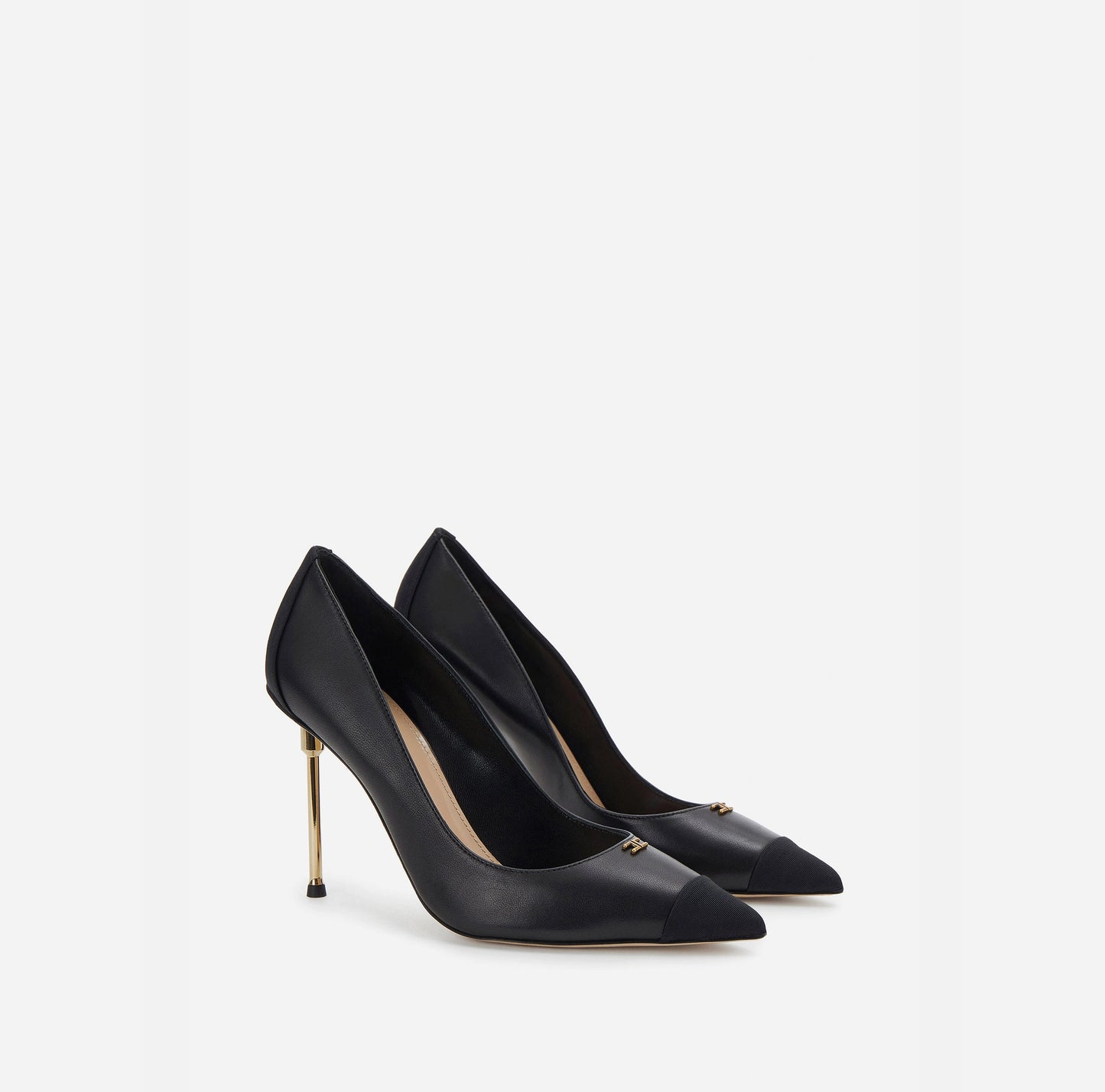 Pumps on gold plating sculptural heel