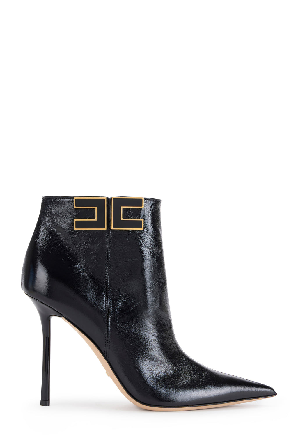 Leather boots with logo detail