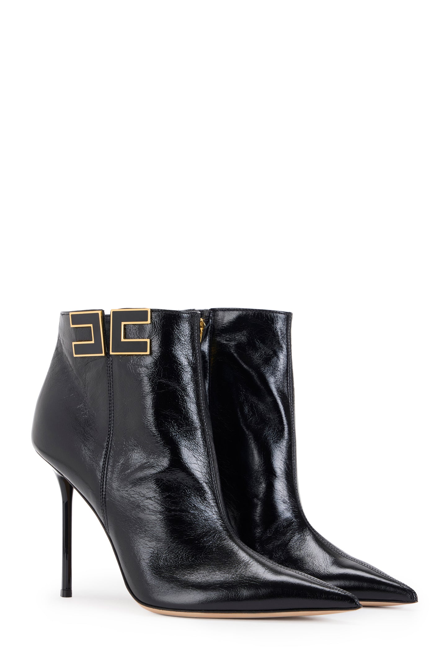 Leather boots with logo detail