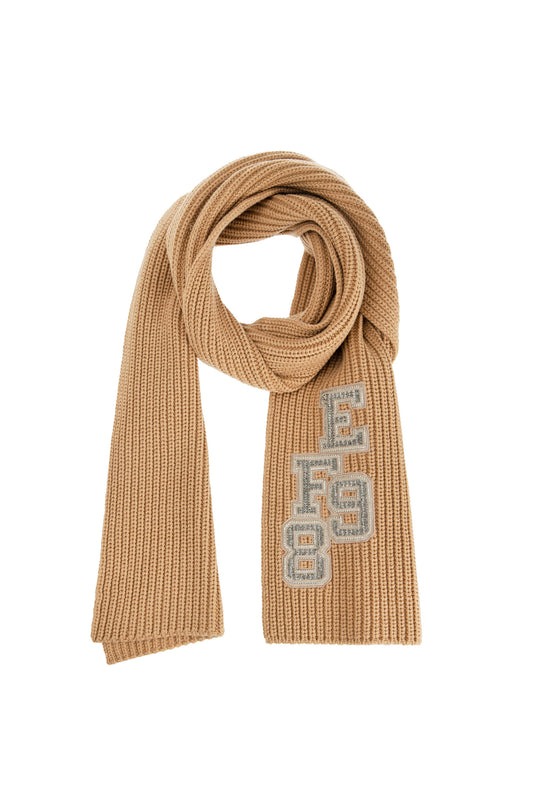 Ribbed wool scarf with college-style patch