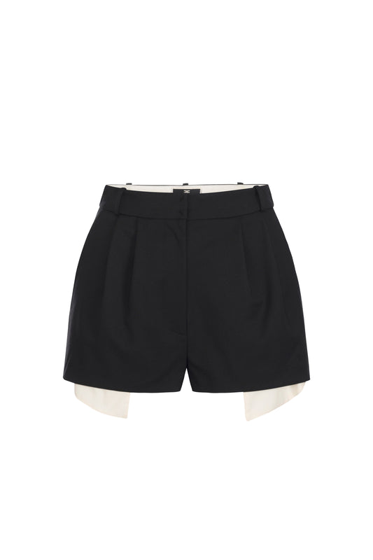 Cool wool shorts with visible pocket lining