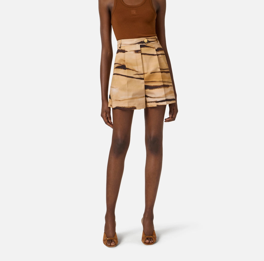 Drill shorts with tiger print