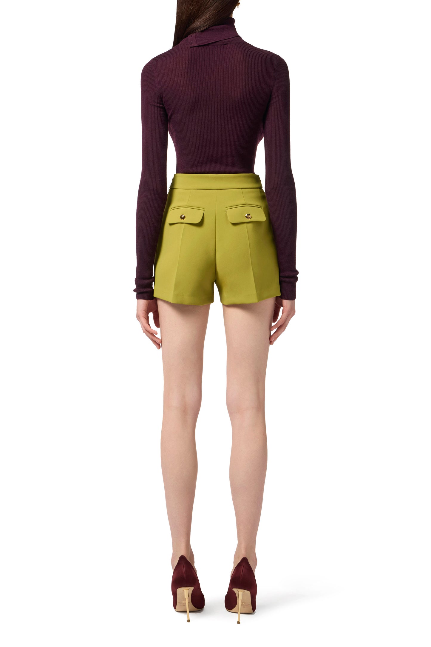 Shorts in lightweight crêpe fabric with jewel chain